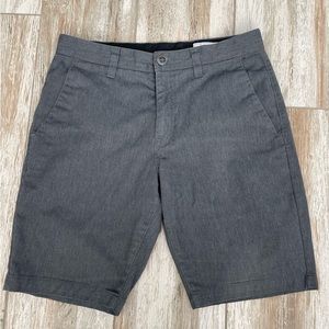 Volcom True to This Modern Fit Chino Shorts in Gray